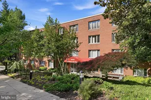 2400 41st St NW, Washington, DC 20007 - Photo 24