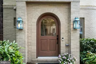 1717 V St NW, Washington, DC 20009 - Photo 1
