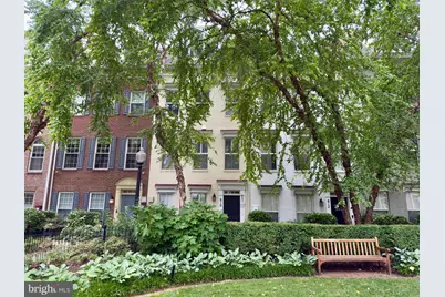 810 Capitol Square Place SW, Washington, DC 20024 - Photo 2