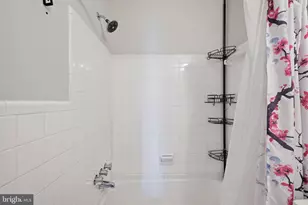 117 E St SE, Washington, DC 20003 - Photo 16