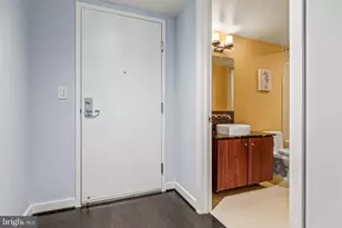 1025 1st St SE, Washington, DC 20003 - Photo 2