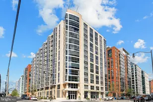 1025 1st St SE, Washington, DC 20003 - Photo 32