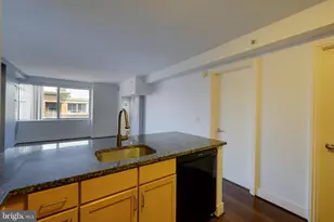 800 4th St SW, Washington, DC 20024 - Photo 6