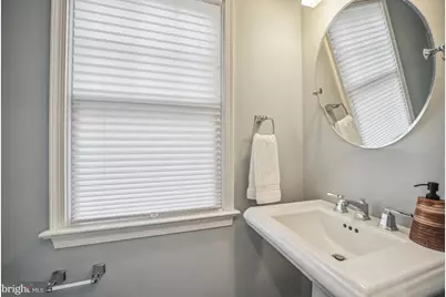 4639 Q Street NW, Washington, DC 20007 - Photo 8