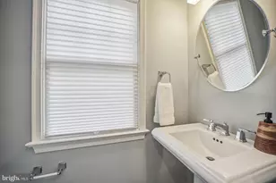 4639 Q St NW, Washington, DC 20007 - Photo 8