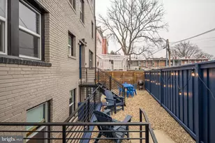216 T St NW, Washington, DC 20001 - Photo 22