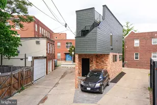1327 Ives Pl SE, Washington, DC 20003 - Photo 16