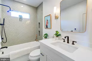 1327 Ives Pl SE, Washington, DC 20003 - Photo 12