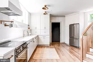 1327 Ives Pl SE, Washington, DC 20003 - Photo 2