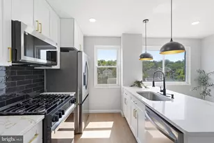 719 Hilltop Terrace SE, Washington, DC 20019 - Photo 16