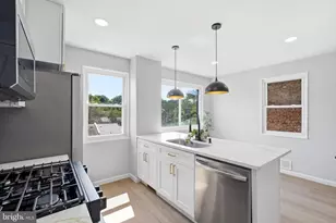 719 Hilltop Terrace SE, Washington, DC 20019 - Photo 14