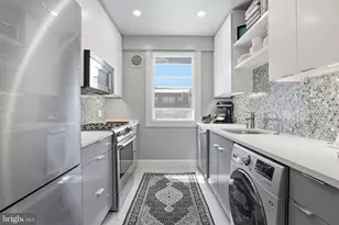 4000 Cathedral Ave NW, Washington, DC 20016 - Photo 10