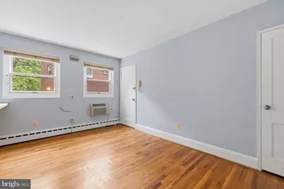 4595 Macarthur Boulevard NW #4, Washington, DC 20007 - Photo 6