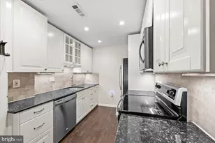 1105 Harvard St NW, Washington, DC 20009 - Photo 6
