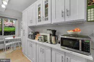 4201 Cathedral Ave NW, Washington, DC 20016 - Photo 12