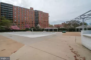 4201 Cathedral Ave NW, Washington, DC 20016 - Photo 42