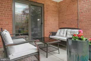 4201 Cathedral Ave NW, Washington, DC 20016 - Photo 26