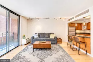 2141 P St NW, Washington, DC 20037 - Photo 2