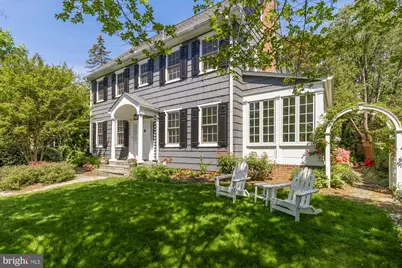 3915 Livingston Street NW, Washington, DC 20015 - Photo 2