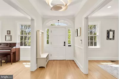 3915 Livingston Street NW, Washington, DC 20015 - Photo 4