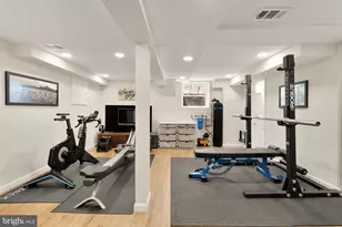 3915 Livingston St NW, Washington, DC 20015 - Photo 40