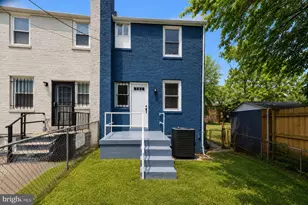 210 62nd St NE, Washington, DC 20019 - Photo 2