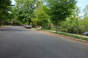 5814 Clay St NE, Washington, DC 20019 - Photo 4