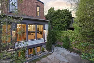 3420 P St NW, Washington, DC 20007 - Photo 2
