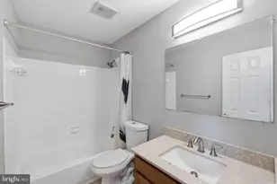 1102 Barnaby Terrace SE, Washington, DC 20032 - Photo 14