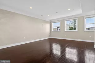 3223 Warder St NW, Washington, DC 20010 - Photo 14