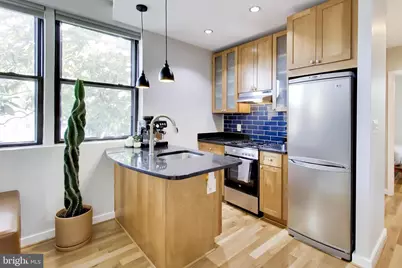 116 N Carolina Avenue SE #204, Washington, DC 20003 - Photo 10