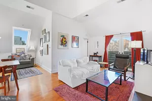 301 G St NE, Washington, DC 20002 - Photo 2