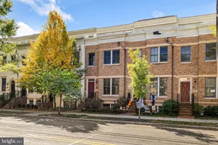 4458 MacArthur Blvd NW, Washington, DC 20007 - Photo 2