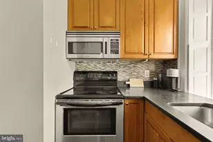 1730 New Hampshire Ave NW, Washington, DC 20009 - Photo 12