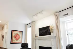 3101 P St NW, Washington, DC 20007 - Photo 2