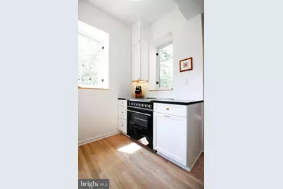 3101 P Street NW #2, Washington, DC 20007 - Photo 6