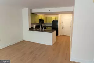 800 4th St SW, Washington, DC 20024 - Photo 46