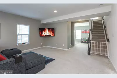 1024 Cook Drive SE, Washington, DC 20032 - Photo 8