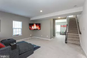 1024 Cook Dr SE, Washington, DC 20032 - Photo 8