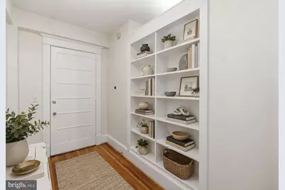 1736 Columbia Road NW #307, Washington, DC 20009 - Photo 2