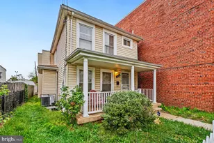 1018 45th St NE, Washington, DC 20019 - Photo 2