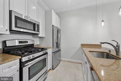 1210 R Street NW #215, Washington, DC 20009 - Photo 10