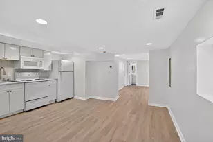 141 Uhland Terrace NE, Washington, DC 20002 - Photo 4