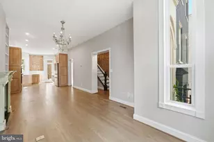 706 12th St NE, Washington, DC 20002 - Photo 6