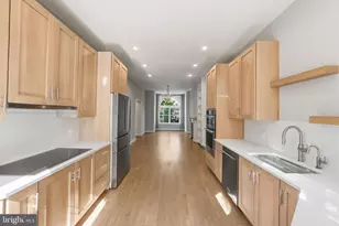 706 12th St NE, Washington, DC 20002 - Photo 12