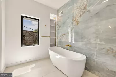 8165 E Beach Drive NW, Washington, DC 20012 - Photo 26