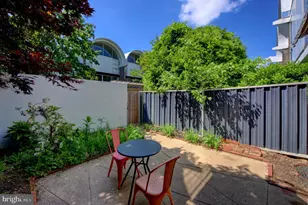 332 N St SW, Washington, DC 20024 - Photo 8