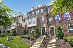 2526 Baldwin Cres NE, Washington, DC 20018 - Photo 1