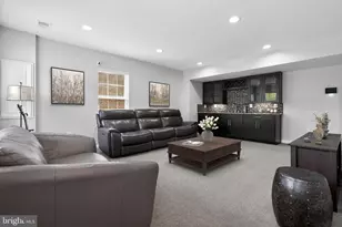2526 Baldwin Cres NE, Washington, DC 20018 - Photo 6