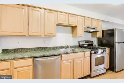 729 10th Street NE, Washington, DC 20002 - Photo 8